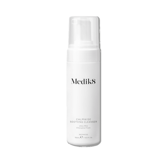 Medik8 raudonį mažinantis prausiklis - Junora Beauty Lab